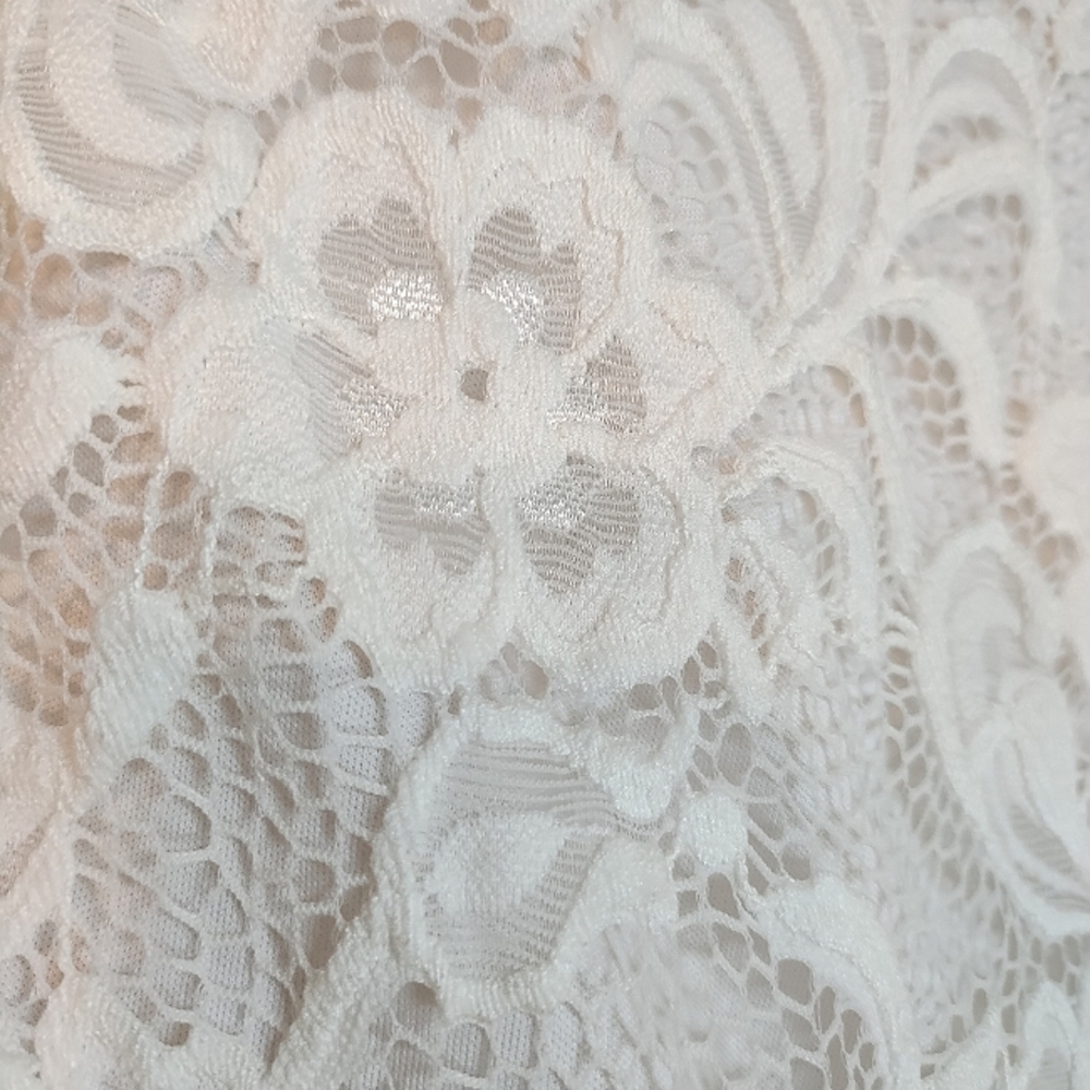 White lace floral midi dress - Picture 7 of 7